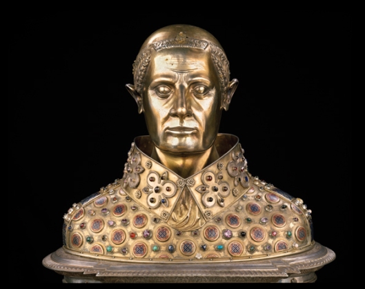 Busto reliquiario di San Gennaro, in oro, argento e pietre preziose. Sec. XIV. Cappella del Tesoro di San Gennaro, Napoli